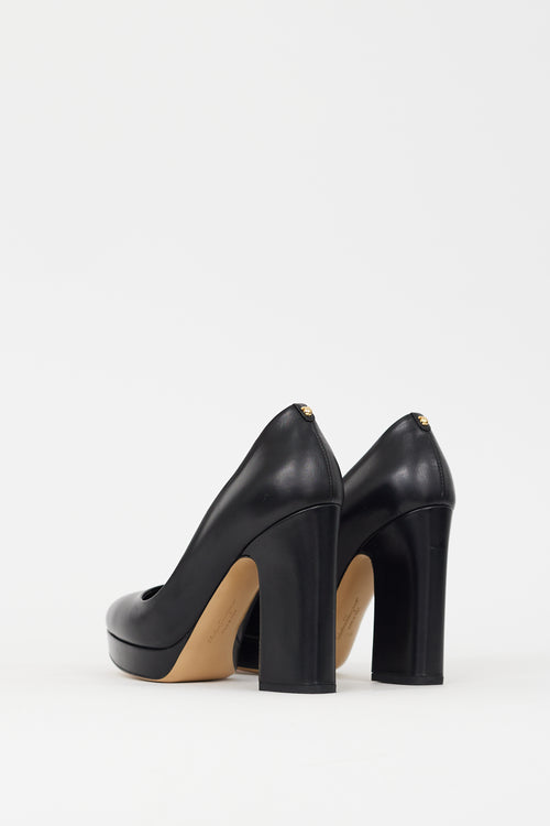 Ferragamo Black Leather Platform Pump