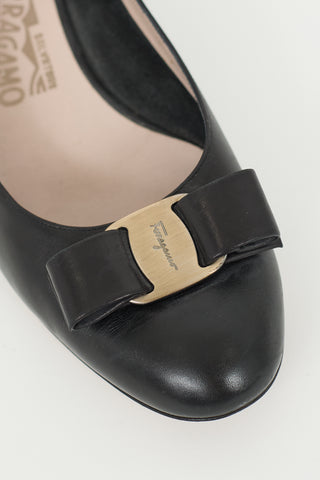 Ferragamo Black Leather Vara Bow Pump