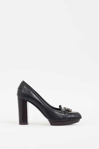 Ferragamo Black Leather Gancini Buckle Pump