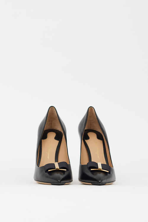 Ferragamo Black Leather Zeri Pump