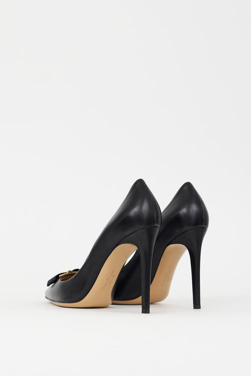 Ferragamo Black Leather Zeri Pump