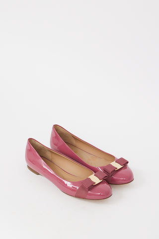 Ferragamo Pink 
Gold Patent Leather Vara Bow Flat