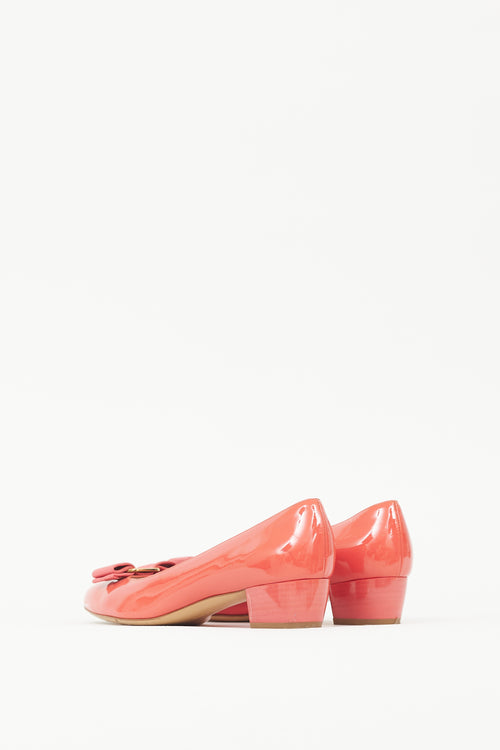 Ferragamo Pink 
Gold Patent Leather Vara Bow Pump