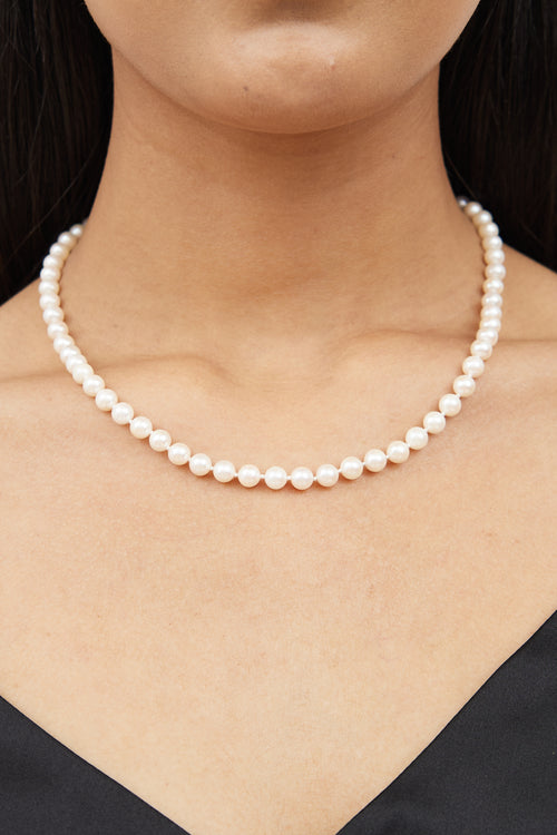 Fine JewelryPearl Leaf Motif Necklace