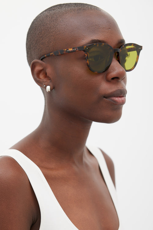 Gentle Monster Brown 
Yellow Lang Sunglasses