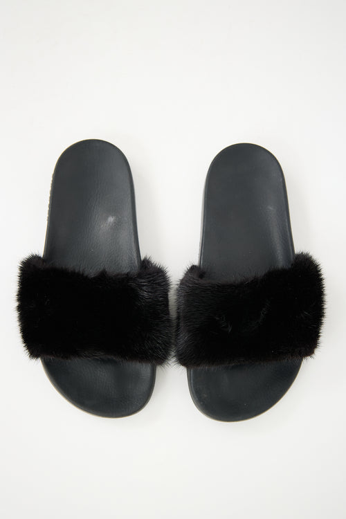 Givenchy Black Fur 
Rubber Slide