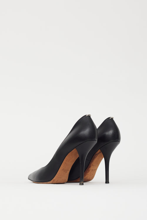 Givenchy Black Leather 
Silver Ring Pointed Toe Pump