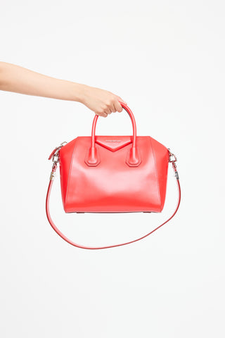 GivenchySmooth Antigona Bag