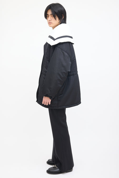 Goen.J Black 
White Sailor Collar Padded Coat