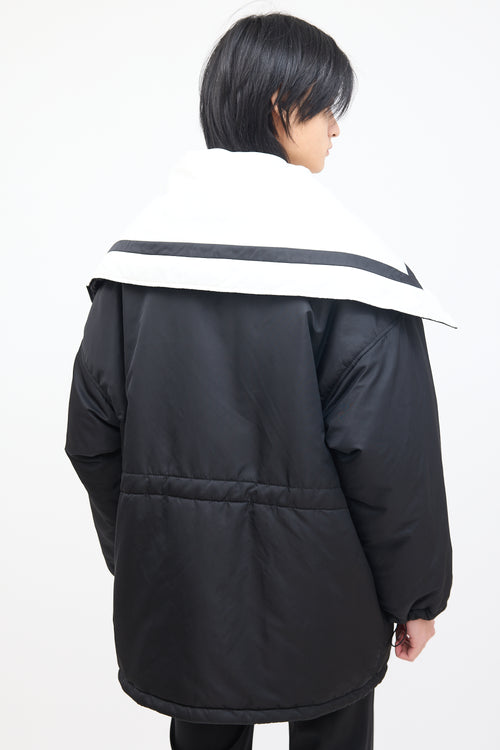 Goen.J Black 
White Sailor Collar Padded Coat