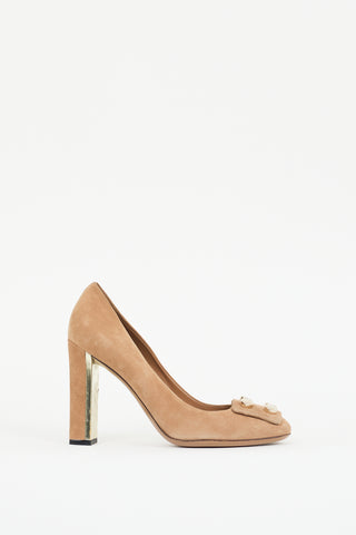 Gucci Beige 
Gold Suede Audrey Pump