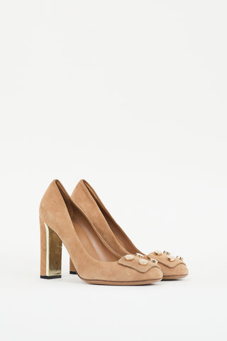 Gucci Beige 
Gold Suede Audrey Pump