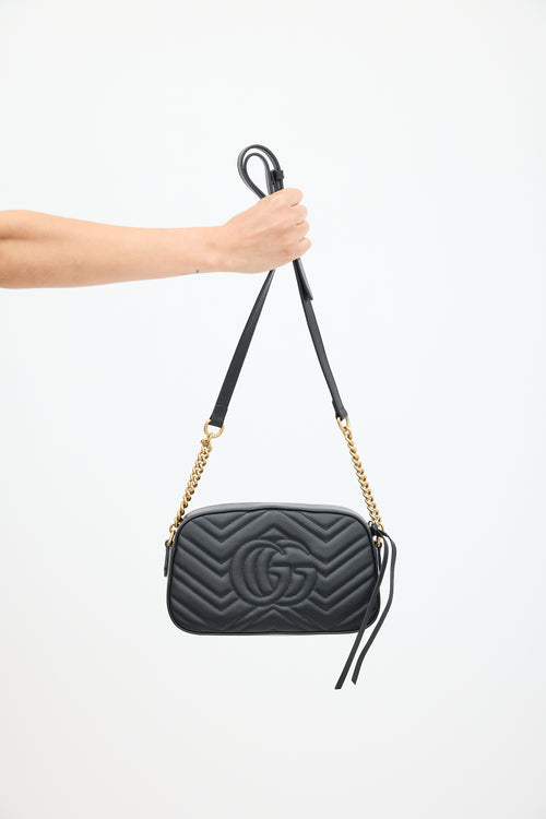 Gucci Black 
Gold Leather Marmont Quilted Bag