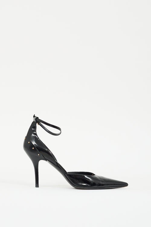 Gucci Black Patent Leather D
Orsay Pump