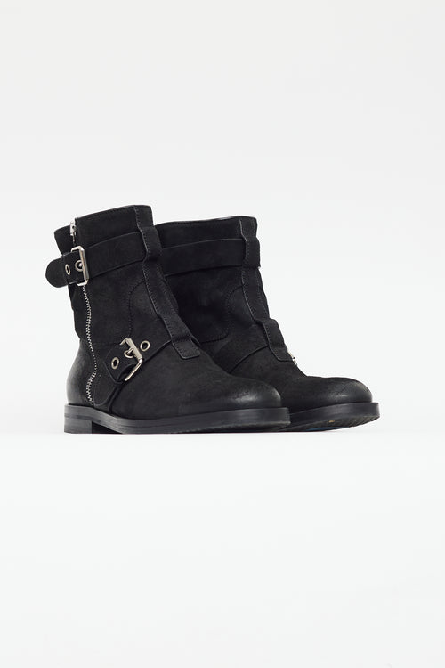 Gucci Black 
Silver Suede Buckled Boot