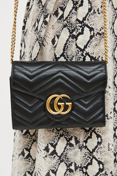 Gucci Black Marmont Matelassé Shoulder Bag