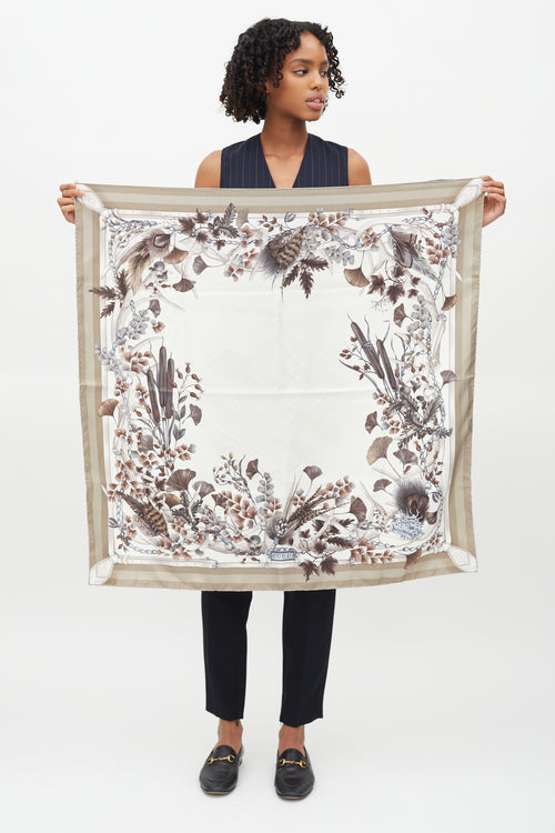 Gucci Grey 
Brown Silk Foliage Scarf