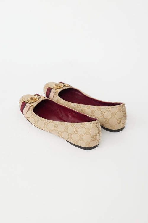 Gucci Beige GG Supreme Monogram Crest Flat