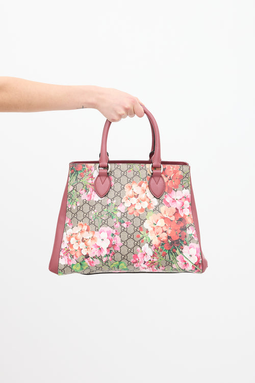 Gucci Pink 
Multi Leather 
GG Supreme Blooms Bag