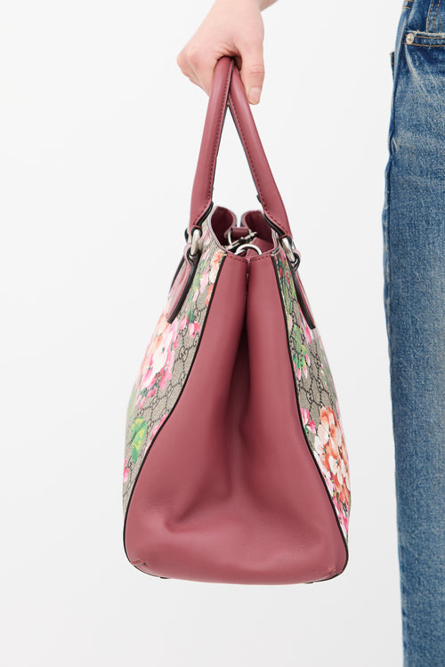 Gucci Pink 
Multi Leather 
GG Supreme Blooms Bag