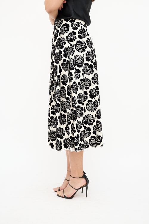 Hache Cream 
Black Velvet Floral Skirt