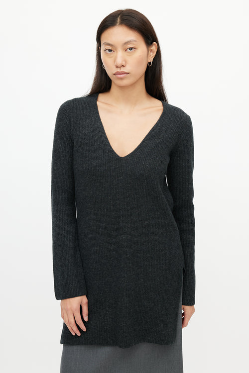 Helmut Lang Grey Wool 
Cashmere V-Neck Sweater