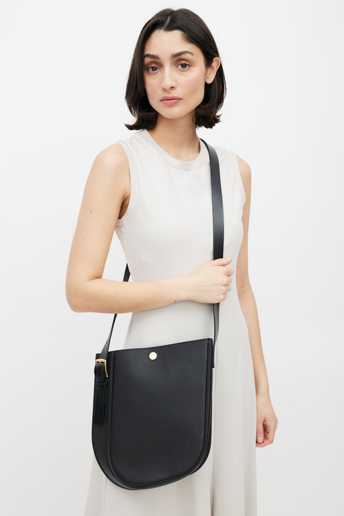 Hermès 2022 Noir Perspective Cavalier 28 Shoulder Bag