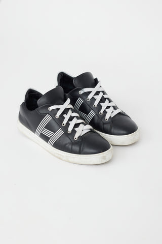 Hermès Black 
White Leather Avantage Sneaker