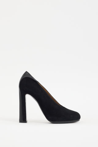 Hermès Black Leather 
Suede Pump