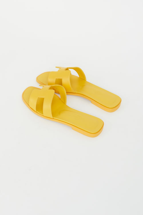 Hermès Jaune Topaze Oran Sandal