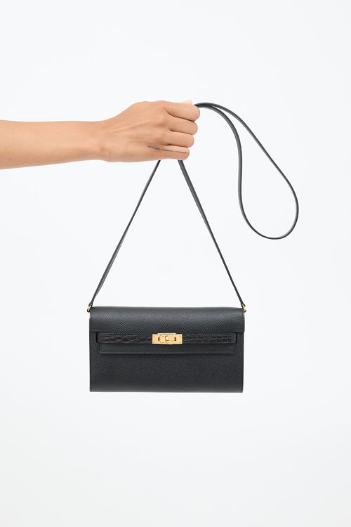 Hermès Noir Epsom 
Exotic Leather Kelly Classique To Go Touch Bag