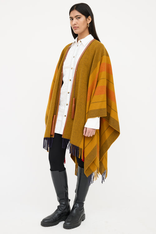 Hermès Wool 
Cashmere Rocobar Wrap Poncho