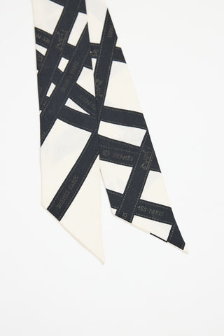 Hermès White 
Black Silk Bolduc Twilly Scarf