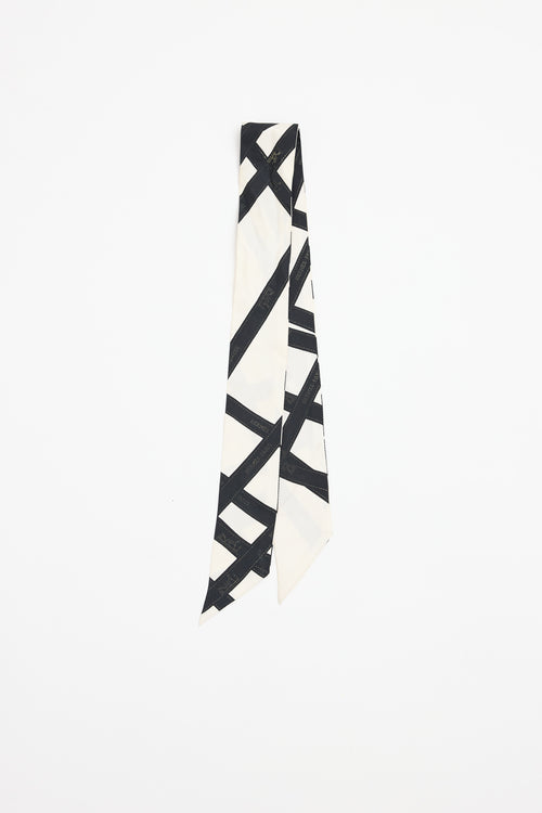 Hermès White 
Black Silk Bolduc Twilly Scarf