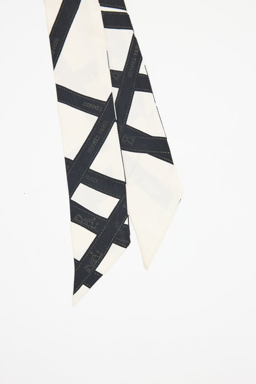 Hermès White 
Black Silk Bolduc Twilly Scarf