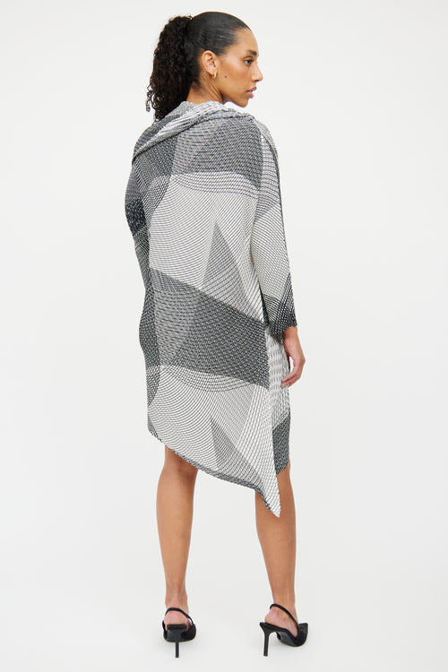 Issey Miyake Black 
White Pleated Dress