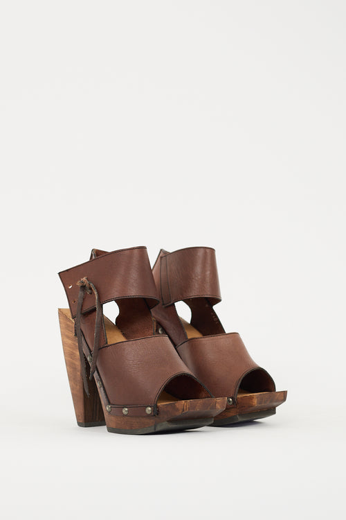 John Fluevog Brown Leather 
Wood Rahab Platform Heel