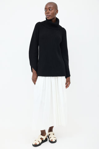 Khaite Black Cashmere Nimbus Turtleneck Sweater