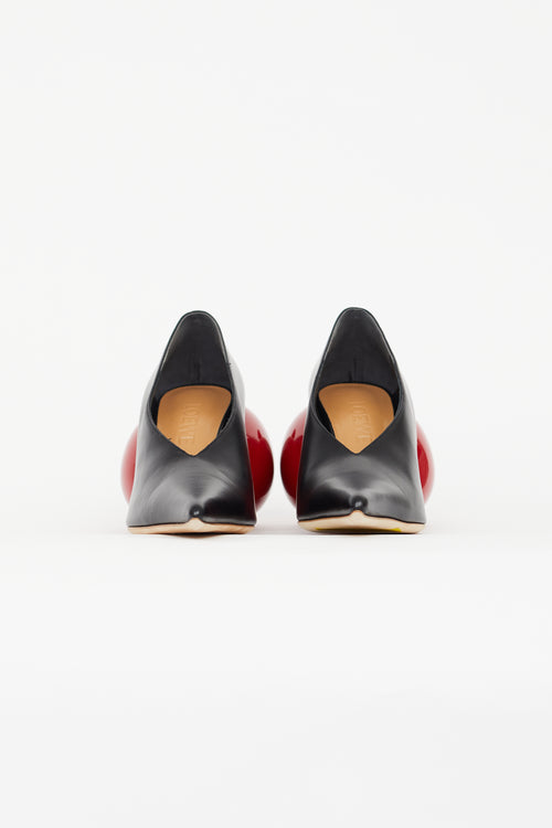 Loewe Fall 2022 Black 
Red Balloon Heel