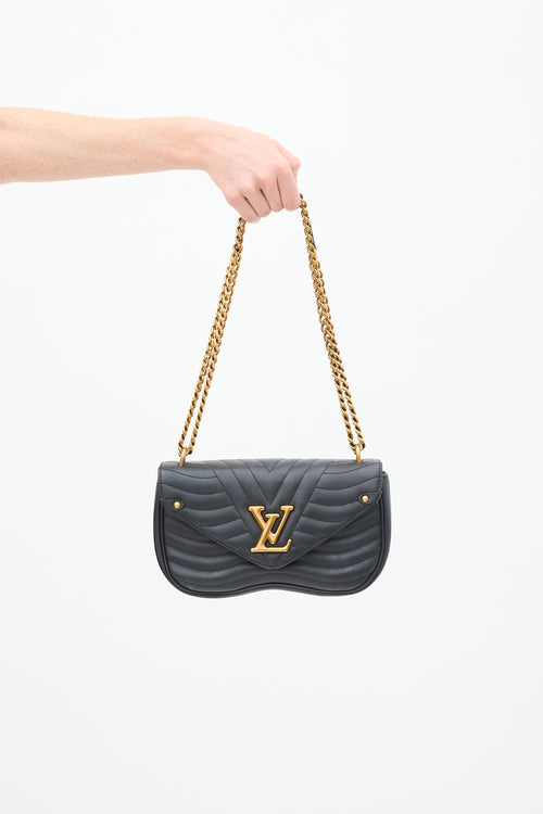 Louis Vuitton 2019 Black Leather New Wave MM Chain Bag