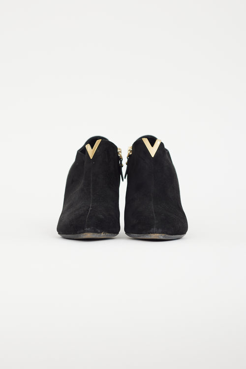 Louis Vuitton Black 
Gold Suede Bootie