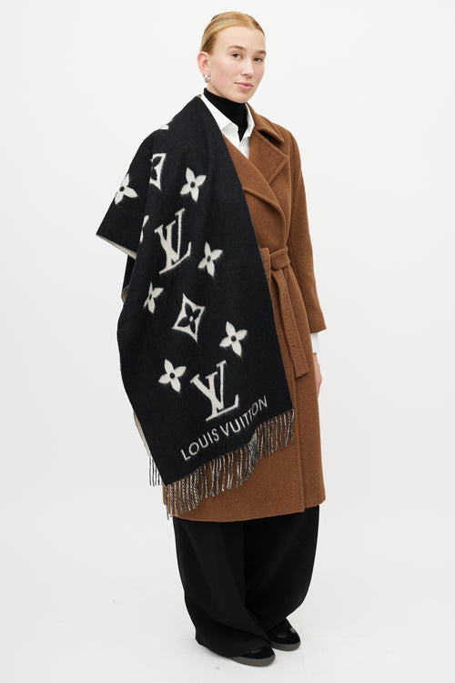 Louis Vuitton Black 
White Reykjavik Cashmere Monogram Scarf