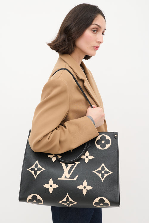 Louis Vuitton Black 
Beige Monogram Empreinte Leather Onthego GM Tote Bag