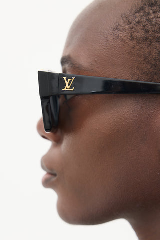 Louis Vuitton Black 
Gold Z1502W Sunglasses