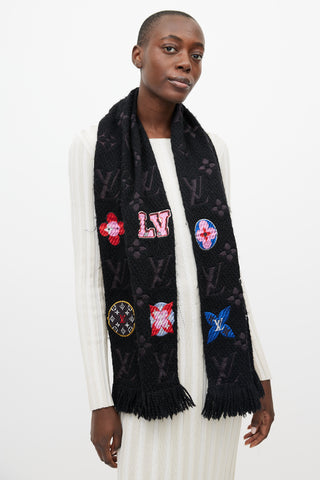 Louis Vuitton Black 
Multicolour Floral Monogram Wool Scarf