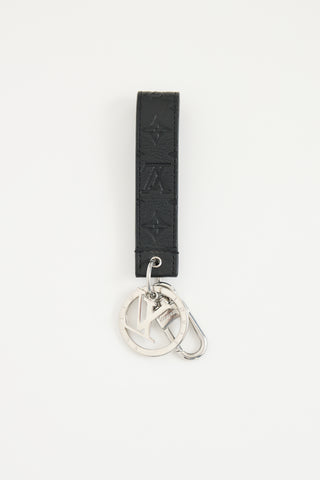 Louis Vuitton Shadow Gragonne Key Holder 
Charm