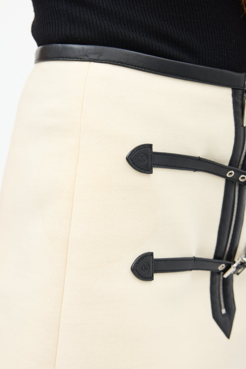 Louis Vuitton Cream 
Black Wool Buckled Zip Skirt