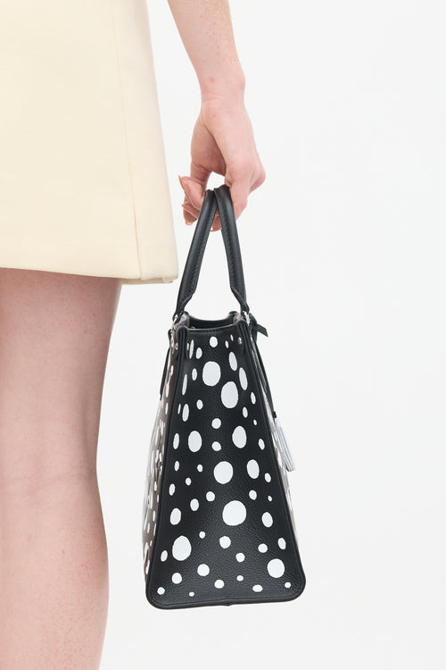 Louis Vuitton X Yayoi Kusama 2023 Black 
White Empreinte Leather OnTheGo MM Bag