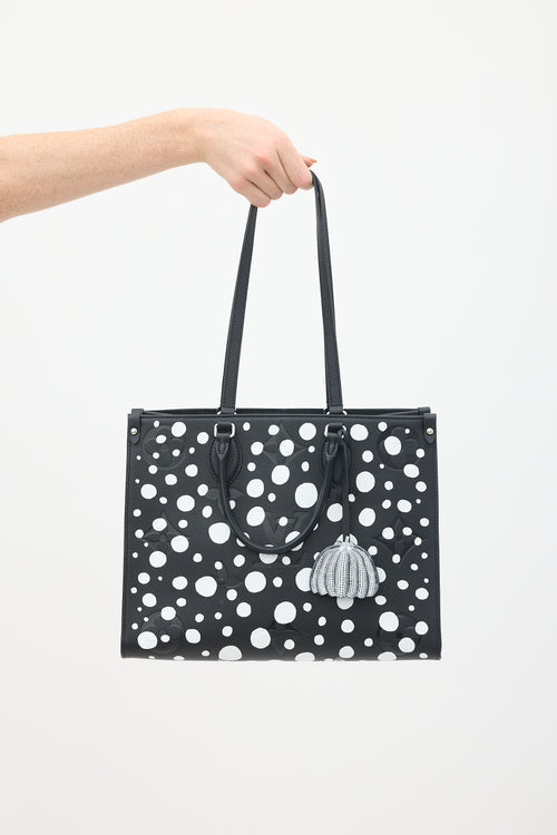 Louis Vuitton X Yayoi Kusama 2023 Black 
White Empreinte Leather OnTheGo MM Bag