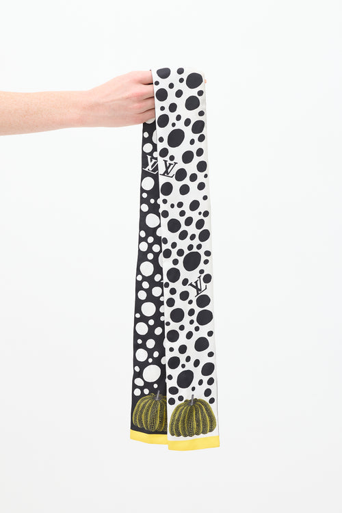 Louis Vuitton X Yayoi Kusama Black 
Multi Silk Infinity Dots Bandeau Scarf